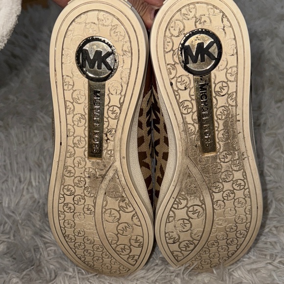 Michael Kors shoes and scarf set Brown and Tan women’s Shoes - Picture 6 of 16